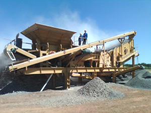 破碎石灰石需要哪些設(shè)備，石灰石用在什么項(xiàng)目