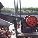 颚式破碎机加工方法及(qing)如何选购Q丁博重工带(zhn)认识颚式破机